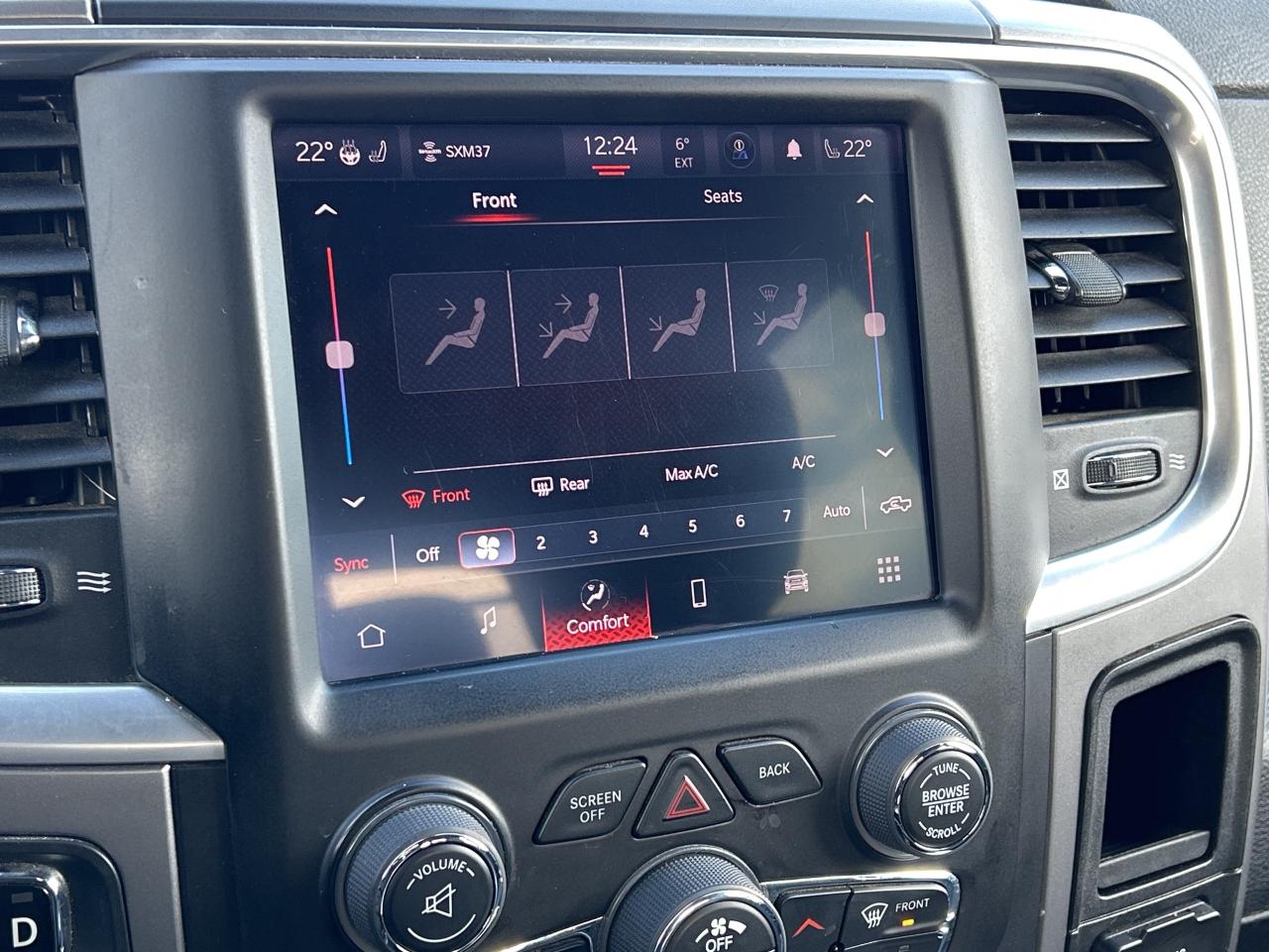 2022 RAM 1500 Classic CLEAN CARFAX, REMOTE START, HEATED STEERING WHEEL - Photo #20