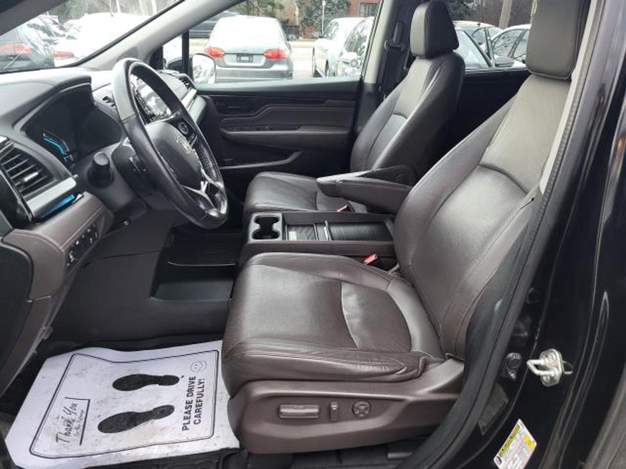 2018 Honda Odyssey Touring Photo