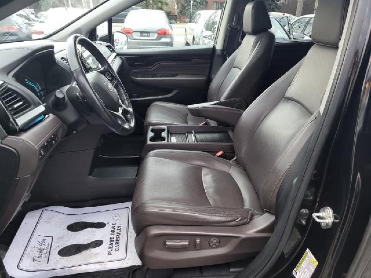 2018 Honda Odyssey Touring Photo