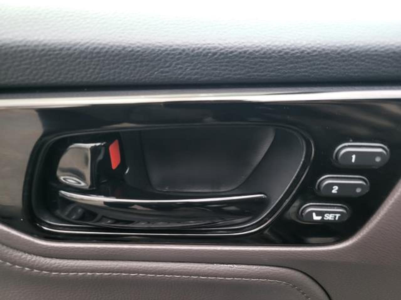 2018 Honda Odyssey Touring Photo