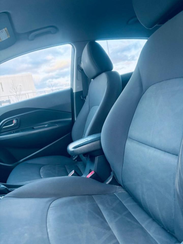 2013 Kia Rio LX 4dr Sedan Photo