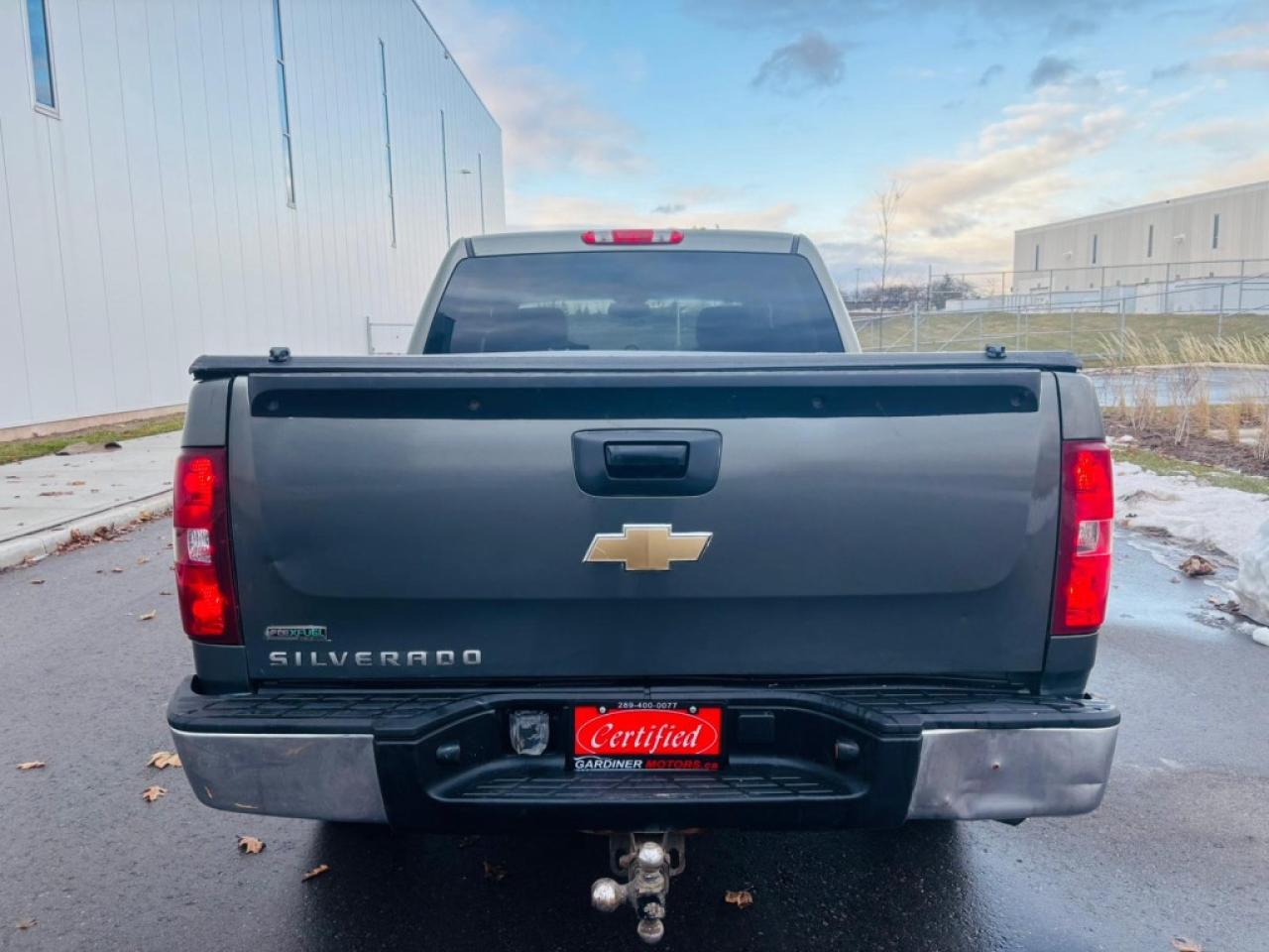 2011 Chevrolet Silverado 1500 Xtra Fuel Economy 4x2 Crew Cab 5.75 ft. box 143.5 in. WB Automatic Photo