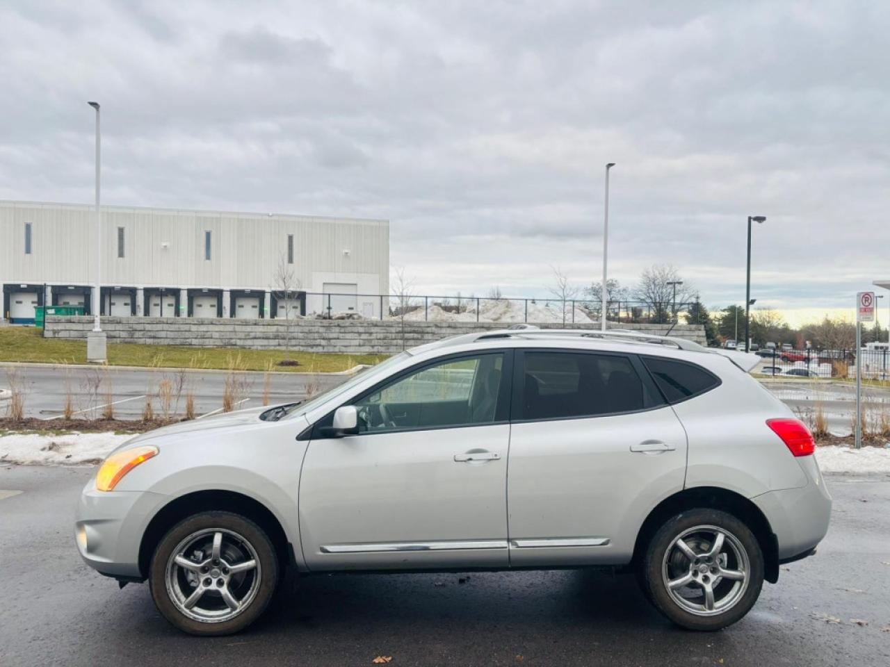 2013 Nissan Rogue S 4dr All-wheel Drive CVT Photo