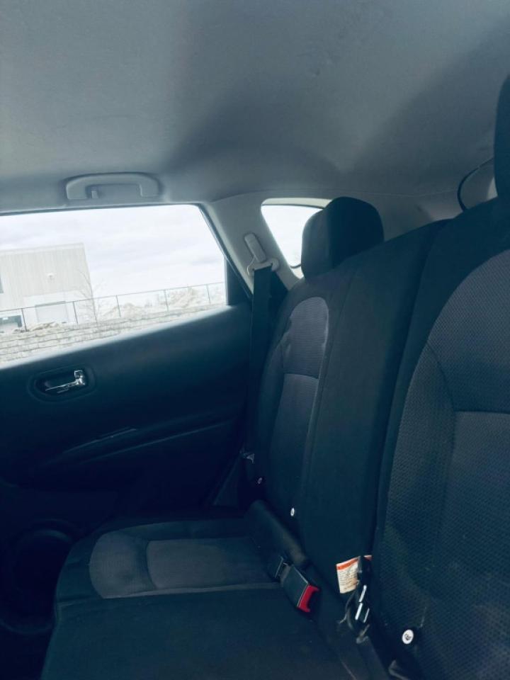 2013 Nissan Rogue S 4dr All-wheel Drive CVT Photo