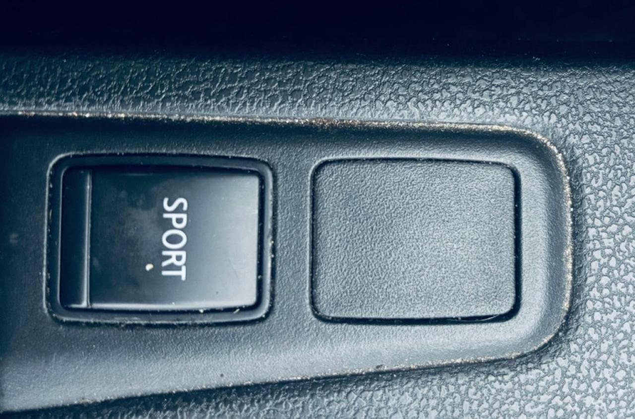 2013 Nissan Rogue S 4dr All-wheel Drive CVT Photo