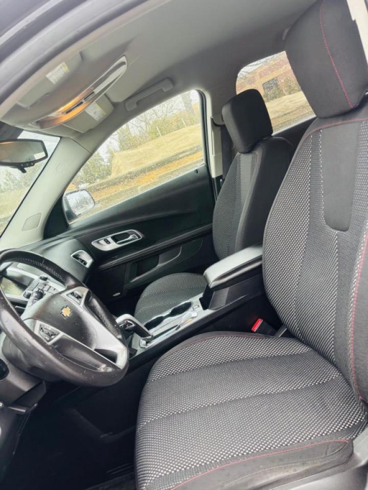 2015 Chevrolet Equinox 1LT Front-wheel Drive Automatic Photo