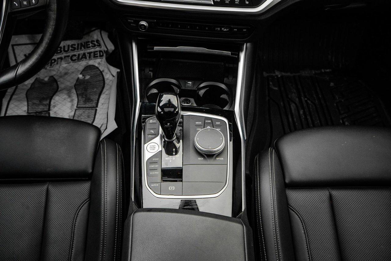 2022 BMW 3 Series 330i xDrive Photo