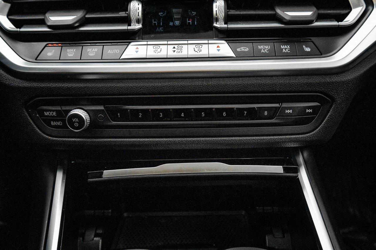 2022 BMW 3 Series 330i xDrive Photo