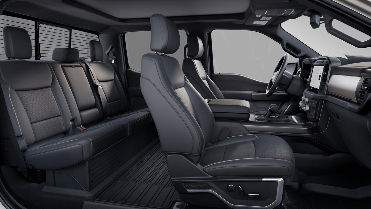 2025 Ford F-150 Lariat Photo5