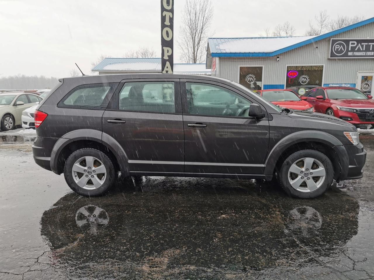 2017 Dodge Journey SE Photo