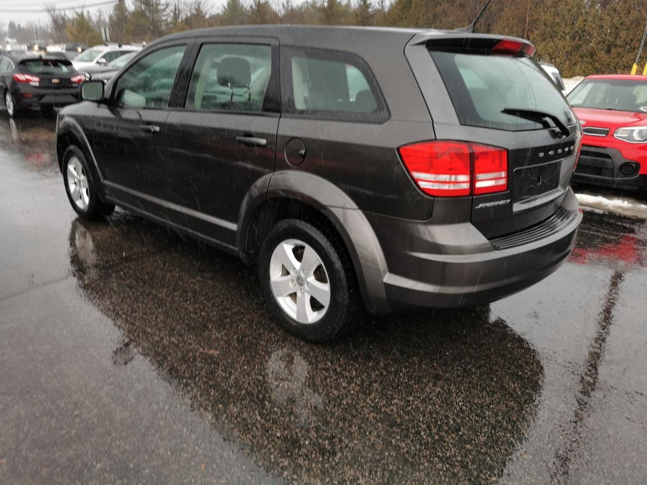 2017 Dodge Journey SE Photo