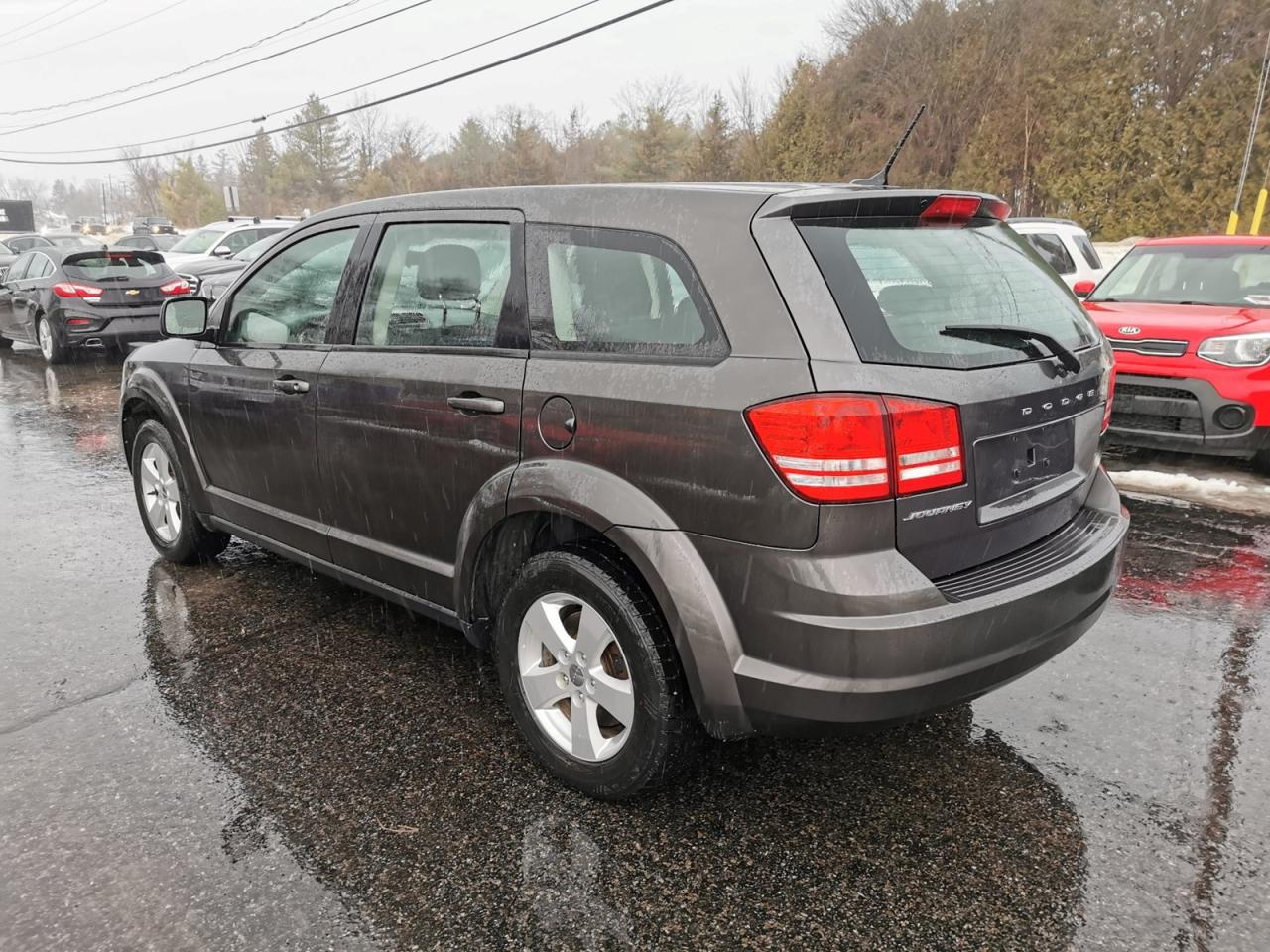 2017 Dodge Journey SE Photo