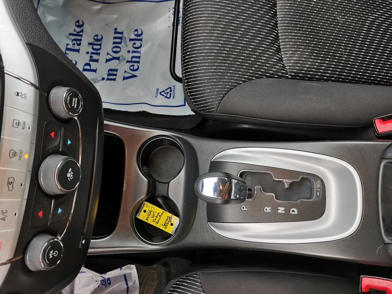 2017 Dodge Journey SE Photo