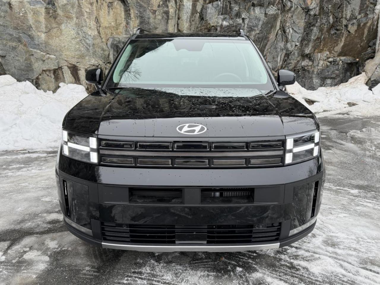 2026 Hyundai Santa Fe Hybrid Preferred AWD Photo2
