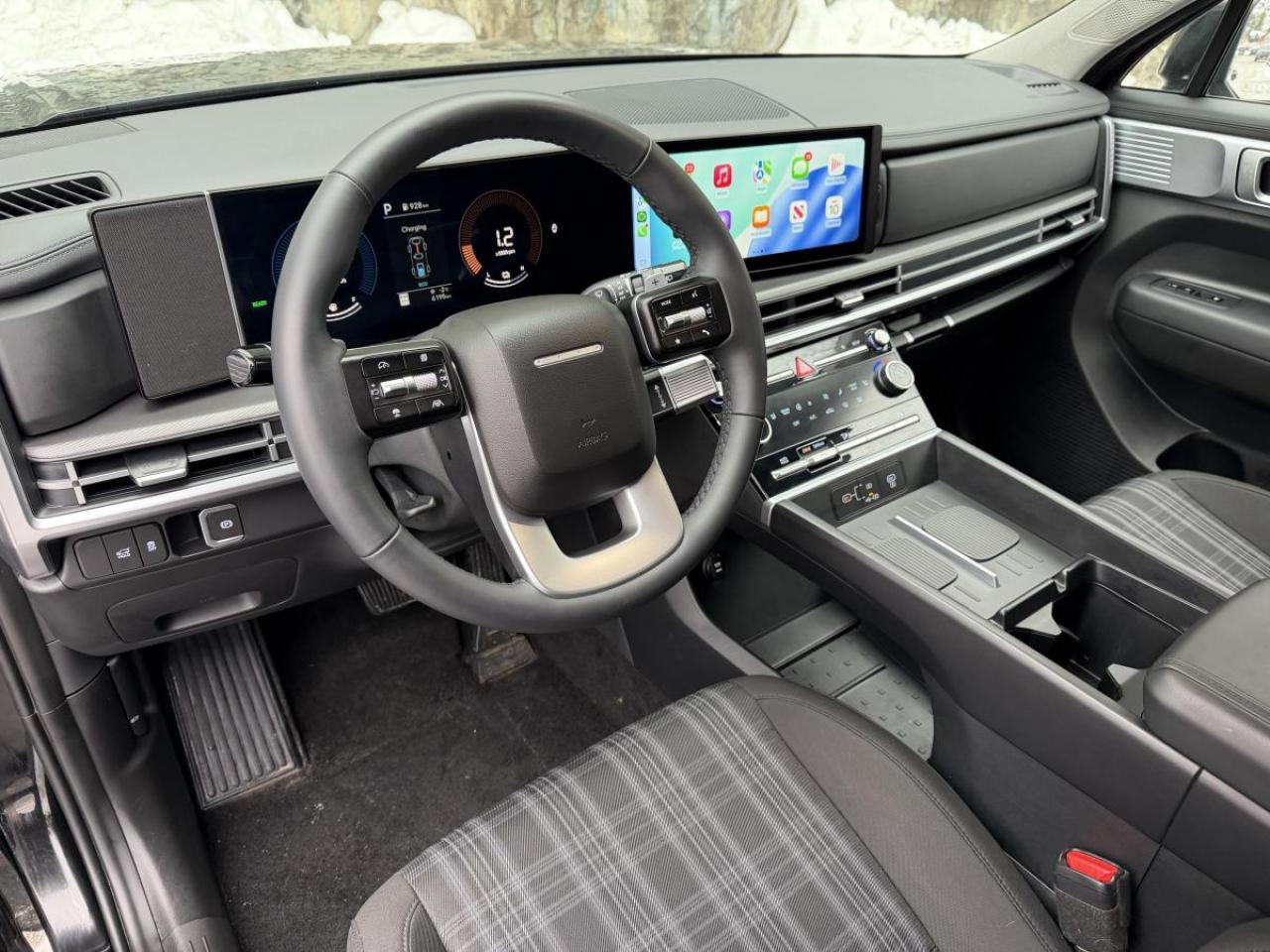 2026 Hyundai Santa Fe Hybrid Preferred AWD Photo