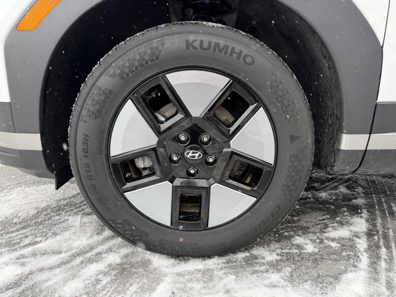 2026 Hyundai Santa Fe Hybrid Preferred AWD Photo