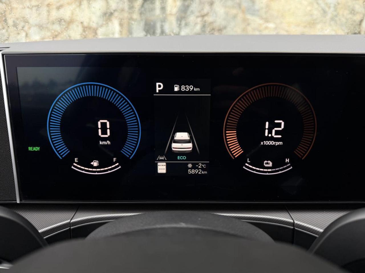 2026 Hyundai Santa Fe Hybrid Preferred AWD Photo