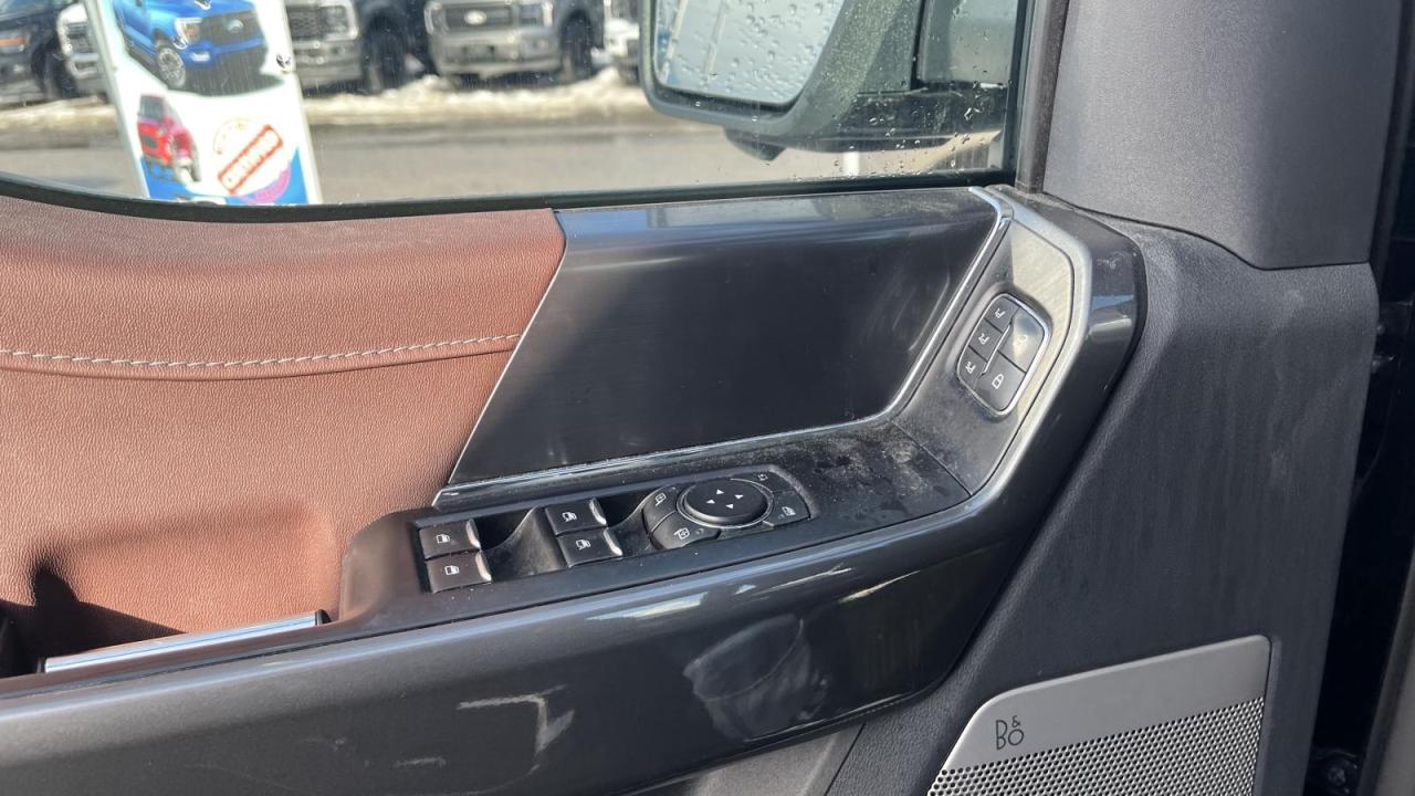 2022 Ford F-150 Hybrid LARIAT Photo