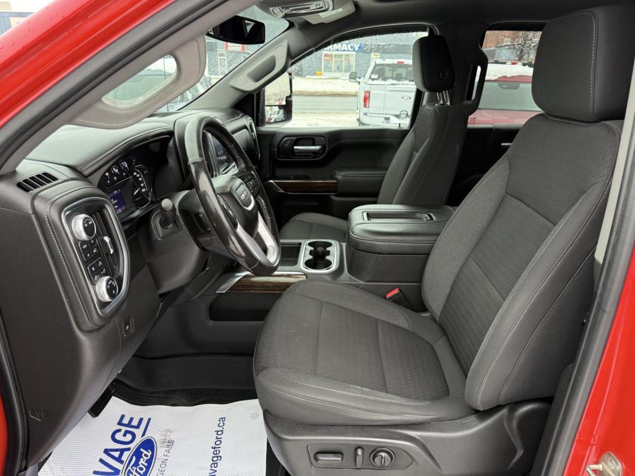 2022 GMC Sierra 1500 4WD Crew Cab 147" Elevation Photo