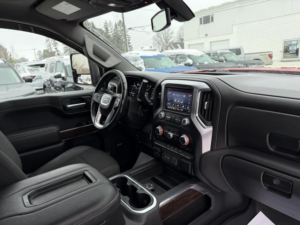 2022 GMC Sierra 1500 4WD Crew Cab 147" Elevation Photo