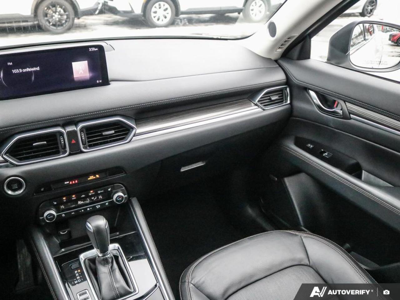 2023 Mazda CX-5 GT Photo