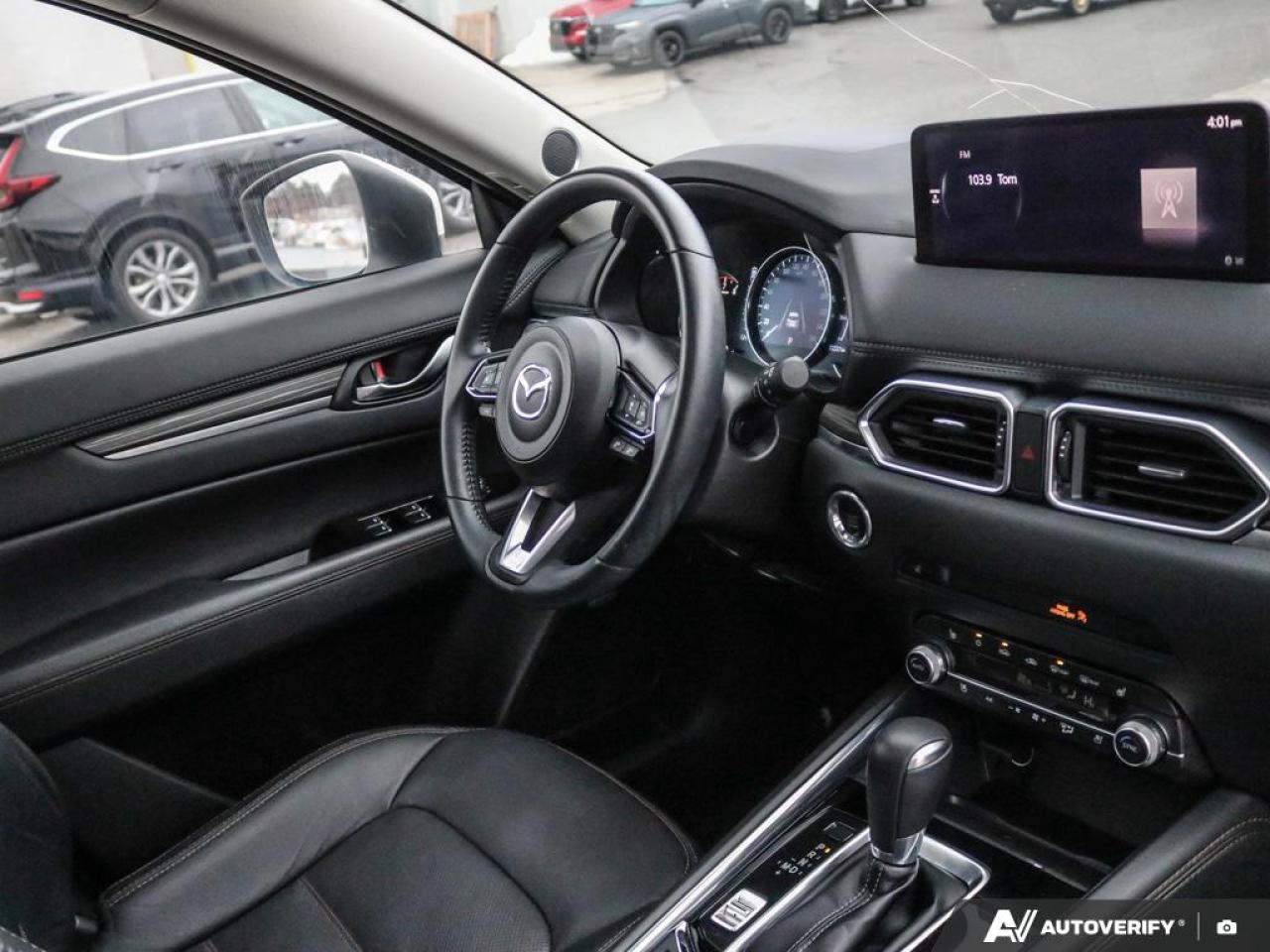 2023 Mazda CX-5 GT Photo