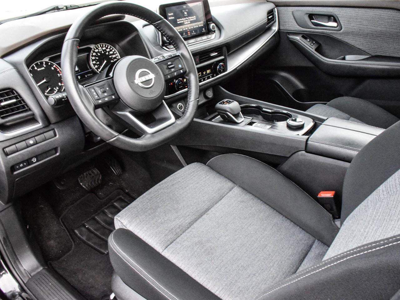 2023 Nissan Rogue AWD SV Moonroof Photo