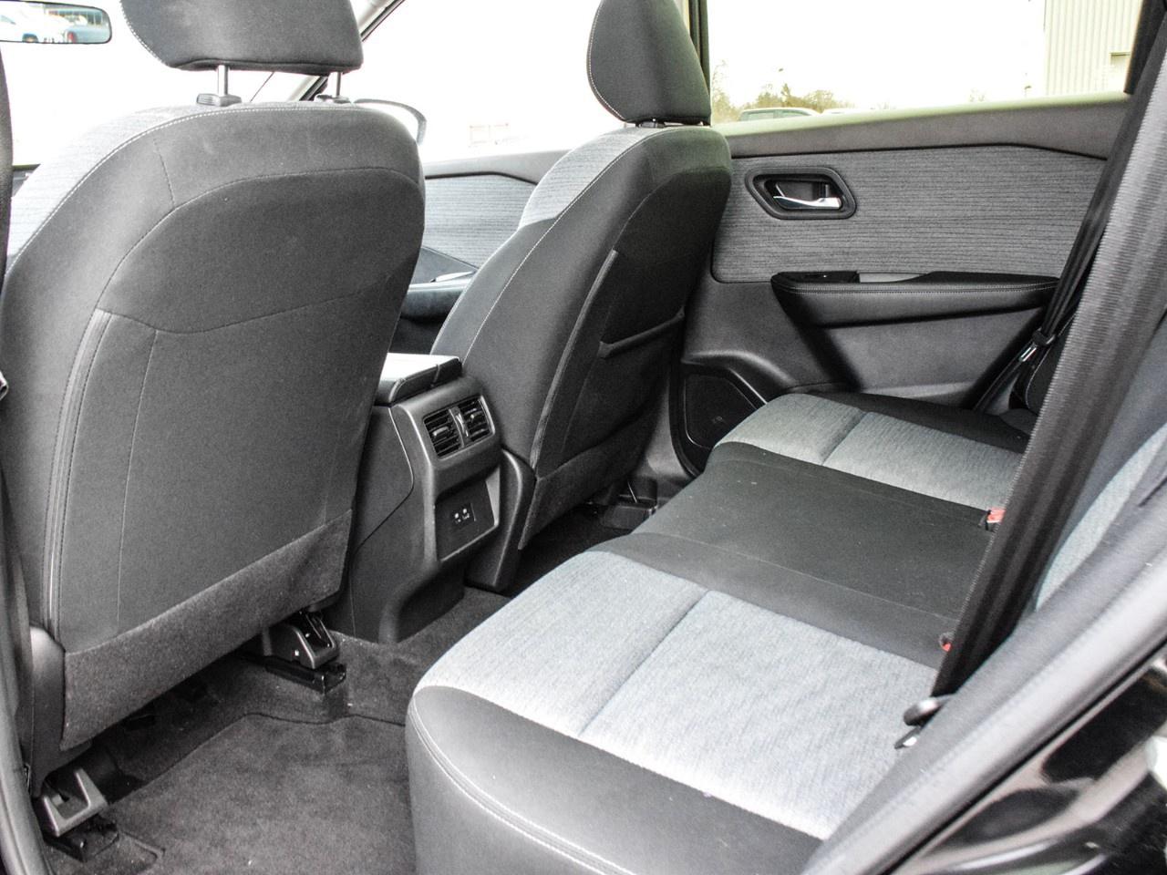 2023 Nissan Rogue AWD SV Moonroof Photo