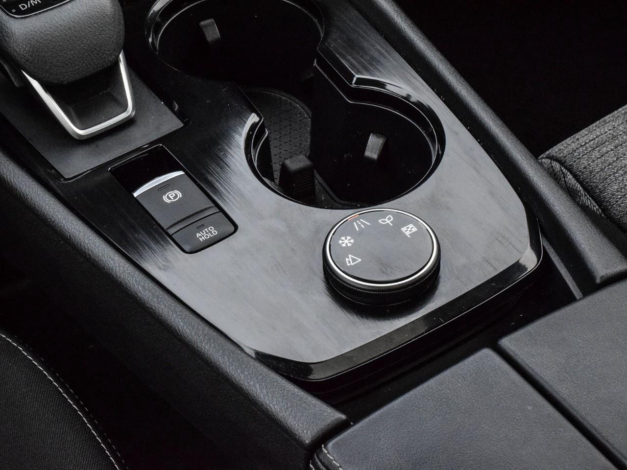 2023 Nissan Rogue AWD SV Moonroof Photo