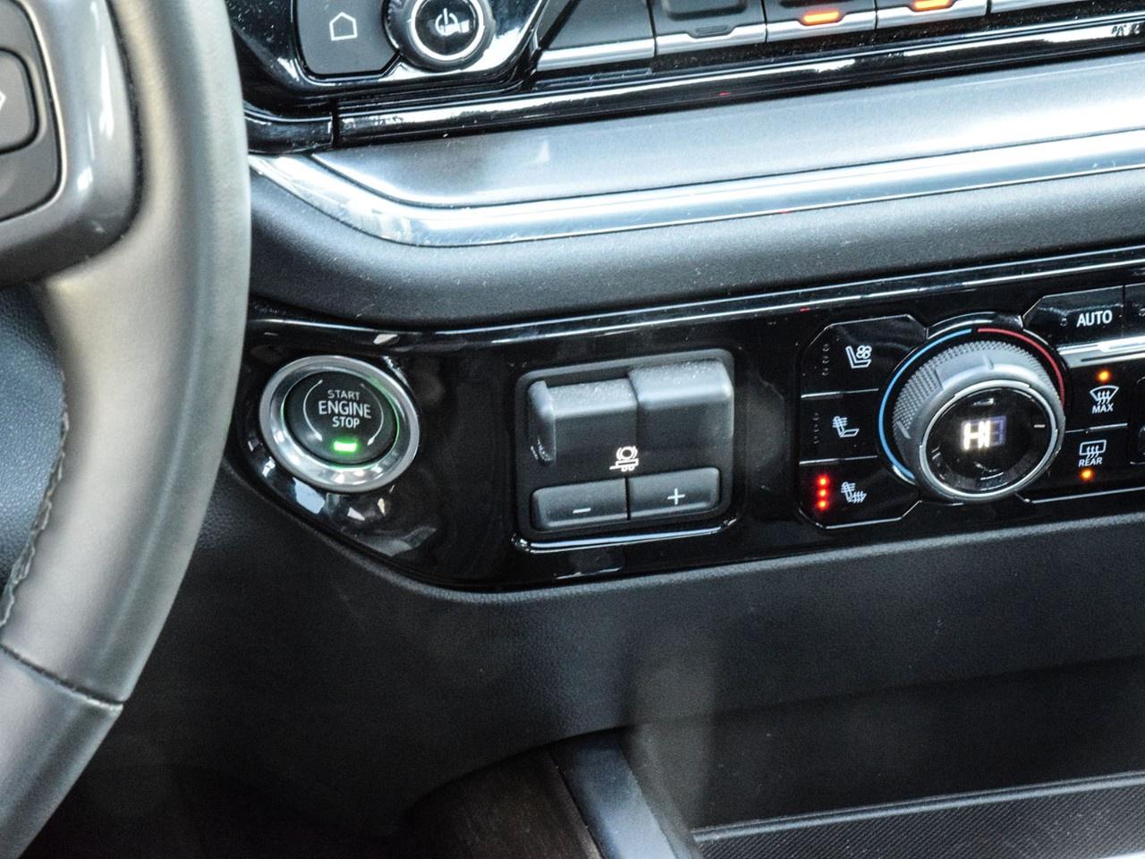 2023 Chevrolet Silverado 1500 Crew Cab Short Box 4-Wheel Drive High Country Photo