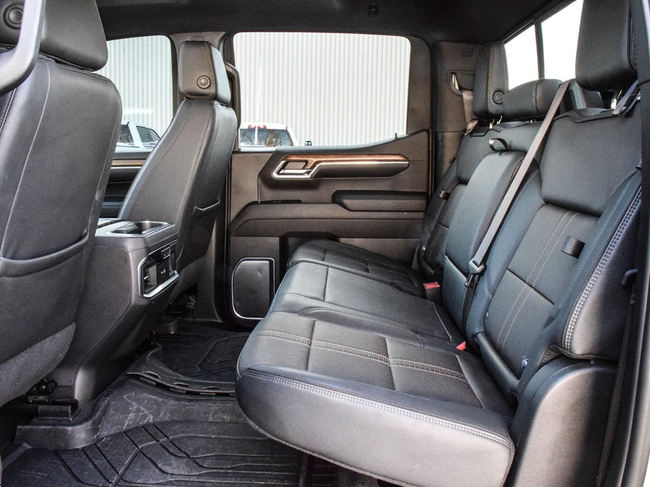 2023 Chevrolet Silverado 1500 Crew Cab Short Box 4-Wheel Drive High Country Photo