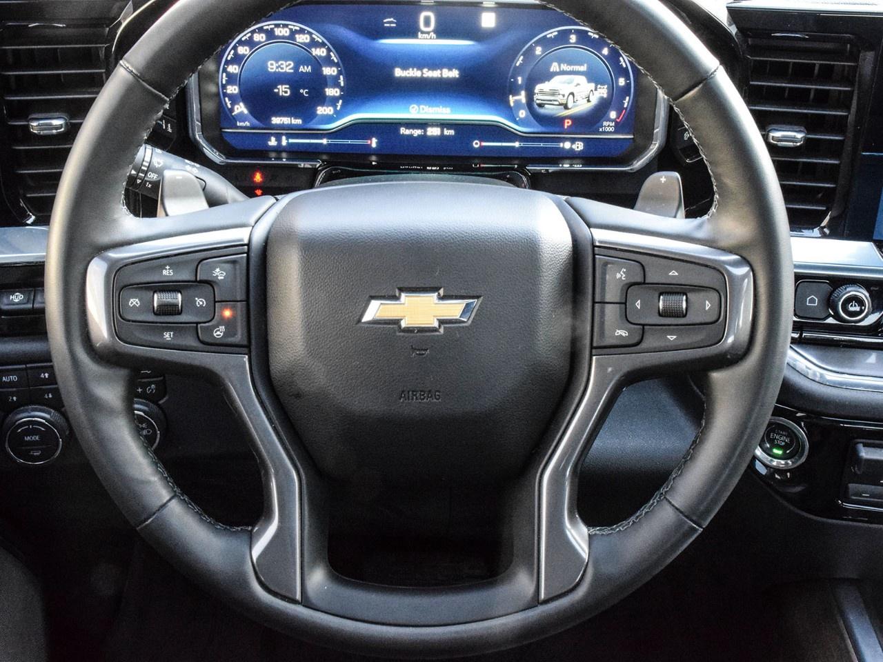 2023 Chevrolet Silverado 1500 Crew Cab Short Box 4-Wheel Drive High Country Photo