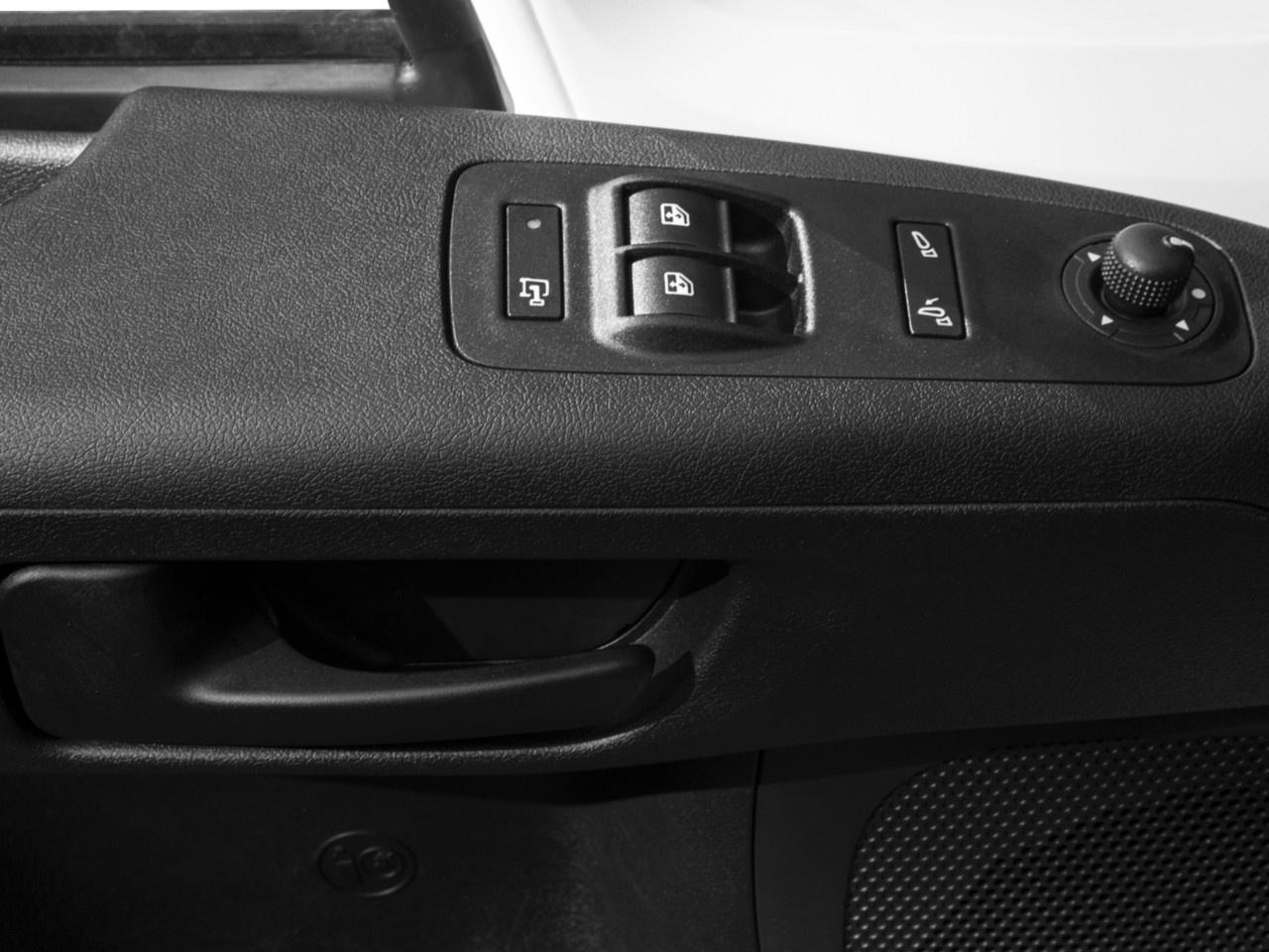 2018 RAM Cargo Van ProMaster 1500 LOW ROOF 118" WB Photo