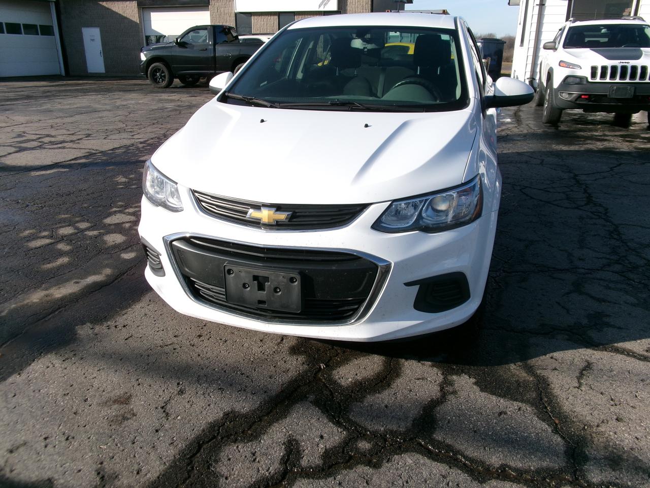2018 Chevrolet Sonic LT Photo