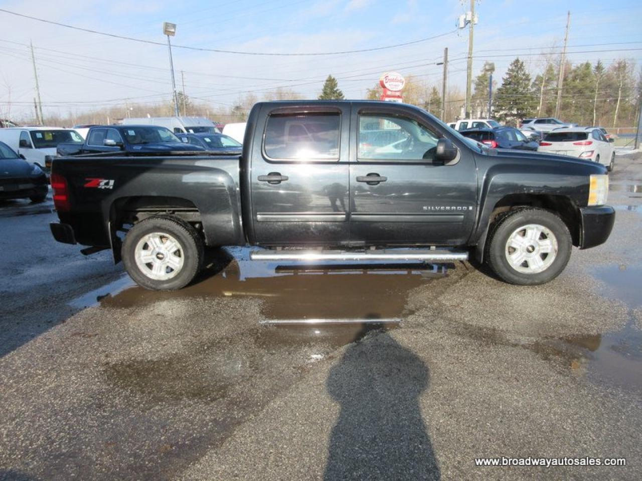 2009 Chevrolet Silverado 1500 GREAT VALUE LT-Z71-EDITION 5 PASSENGER 5.3L - V8.. 4X4.. CREW-CAB.. SHORTY.. LEATHER.. HEATED SEATS.. TRAILER BRAKE.. KEYLESS ENTRY.. Photo