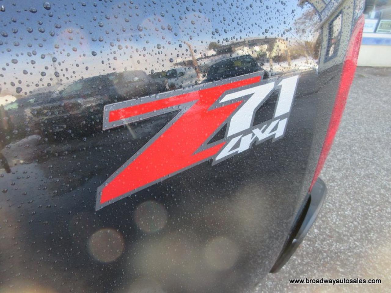 2009 Chevrolet Silverado 1500 GREAT VALUE LT-Z71-EDITION 5 PASSENGER 5.3L - V8.. 4X4.. CREW-CAB.. SHORTY.. LEATHER.. HEATED SEATS.. TRAILER BRAKE.. KEYLESS ENTRY.. Photo