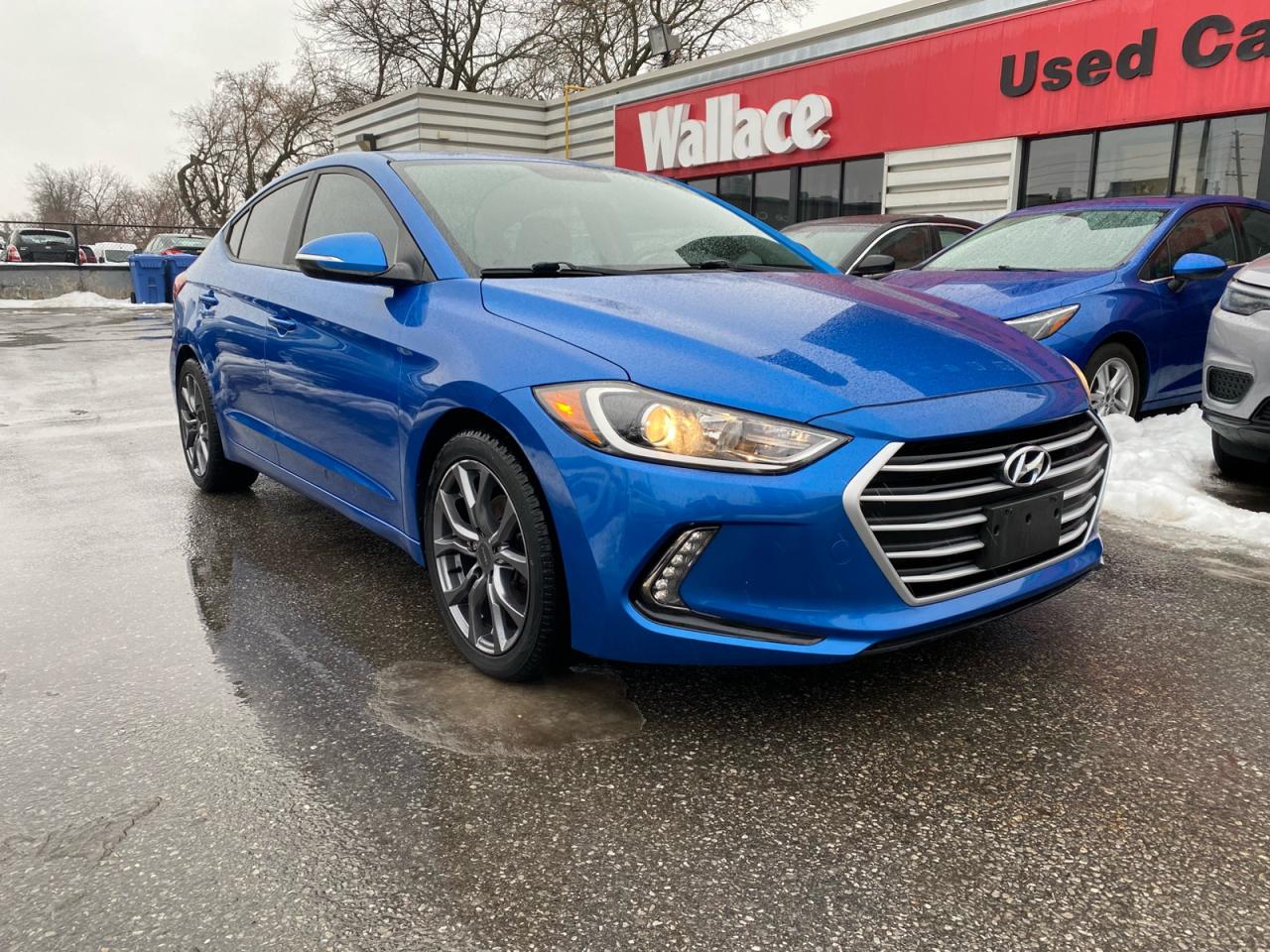 2017 Hyundai Elantra GLS | Sunroof | Apple CarPlay | Android Auto Photo0