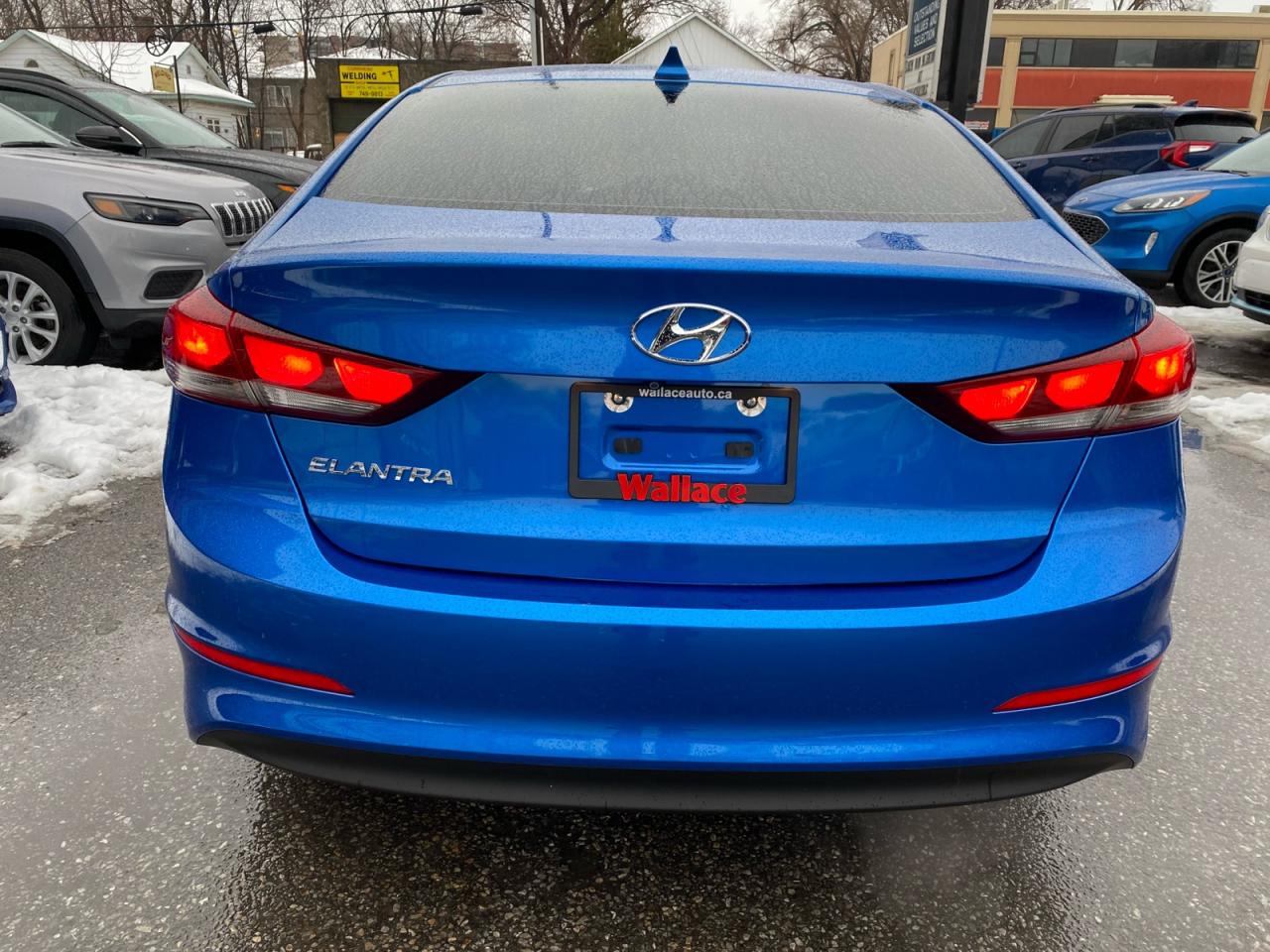 2017 Hyundai Elantra GLS | Sunroof | Apple CarPlay | Android Auto Photo