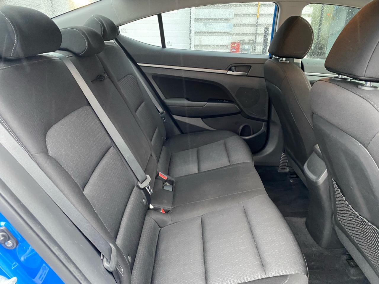 2017 Hyundai Elantra GLS | Sunroof | Apple CarPlay | Android Auto Photo