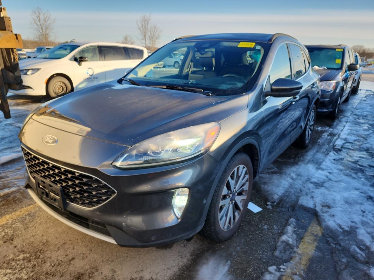 2020 Ford Escape TITANIUM HYBRID | NO ACCIDENTS | FULL SERVICE HISTORY Photo2