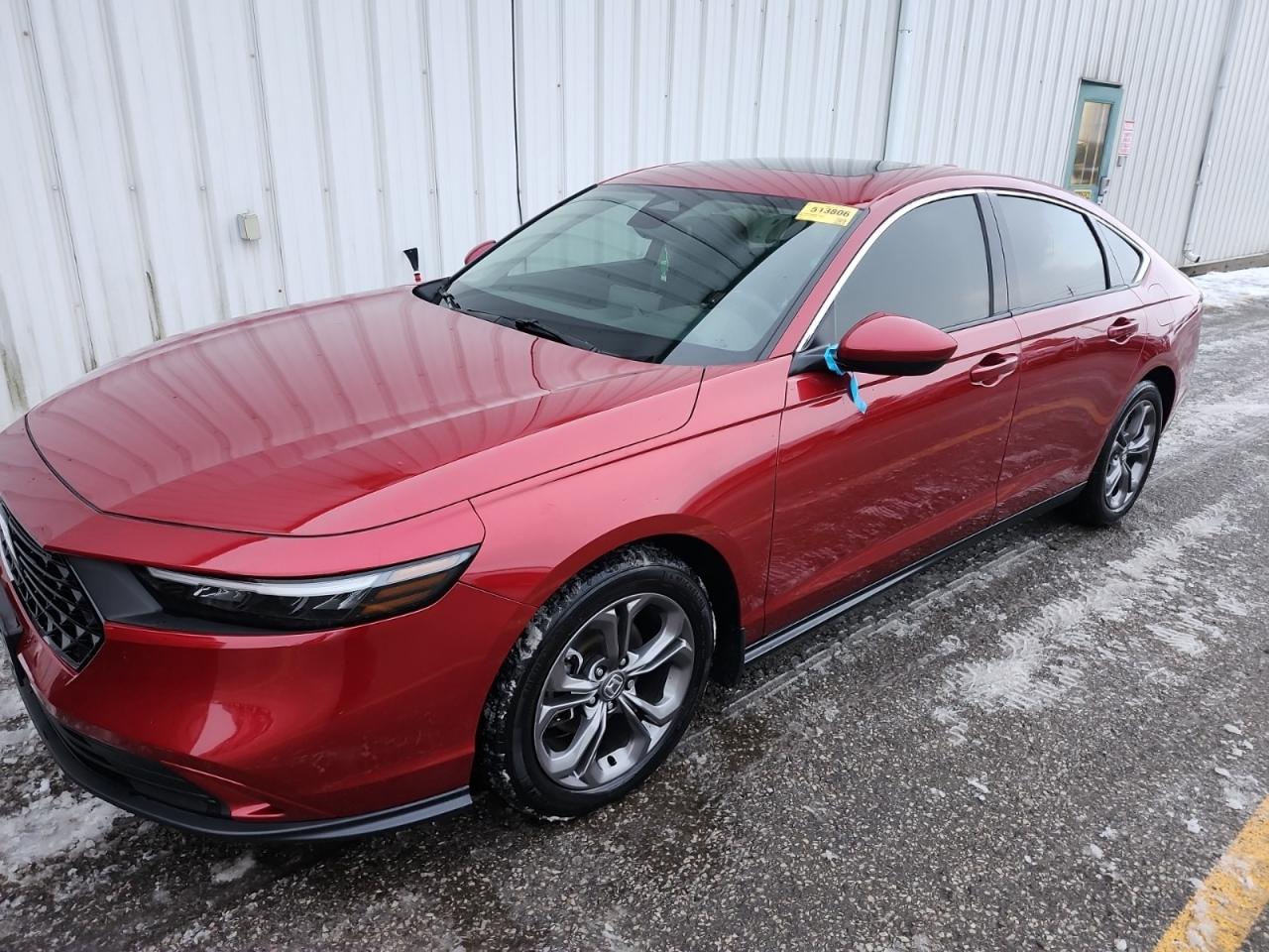 2023 Honda Accord EX | NO ACCIDENTS | SUNROOF | LANE WATCH Photo2