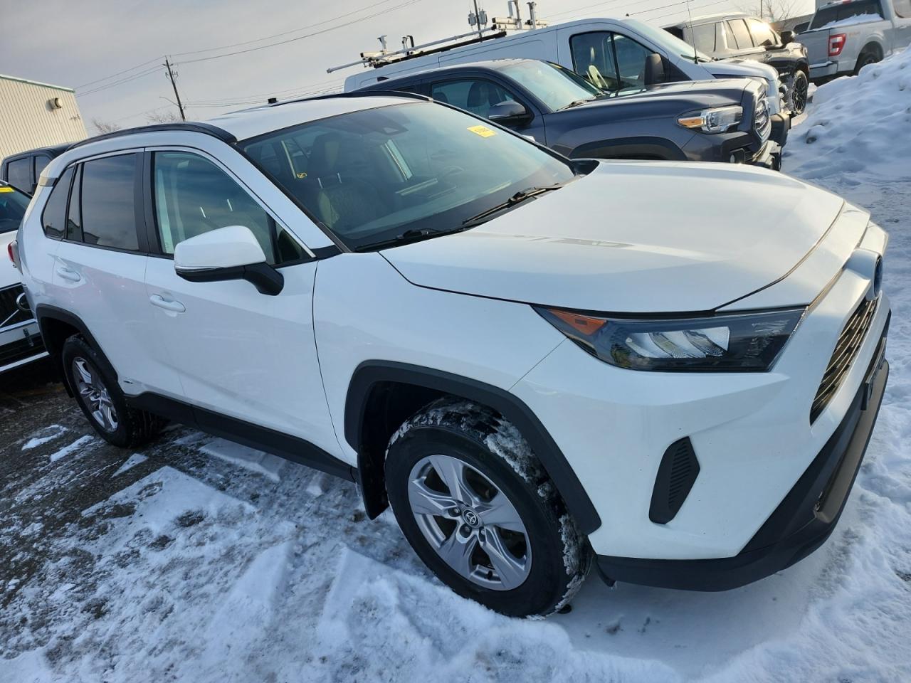 2022 Toyota RAV4 HYBRID LE | NO ACCIDENTS | ALLOYS | APP CONNECT Photo