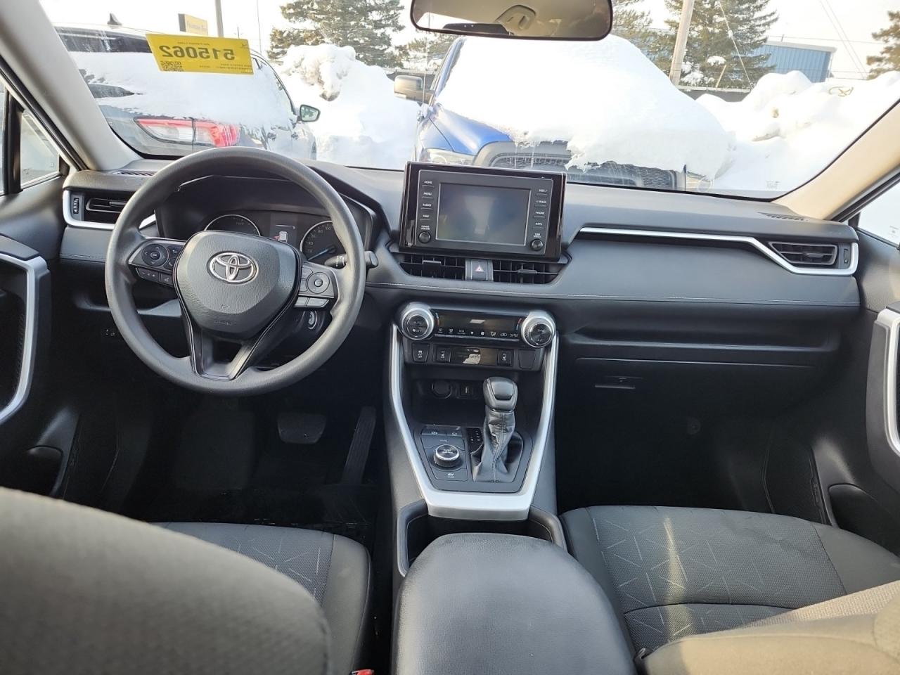 2022 Toyota RAV4 HYBRID LE | NO ACCIDENTS | ALLOYS | APP CONNECT Photo