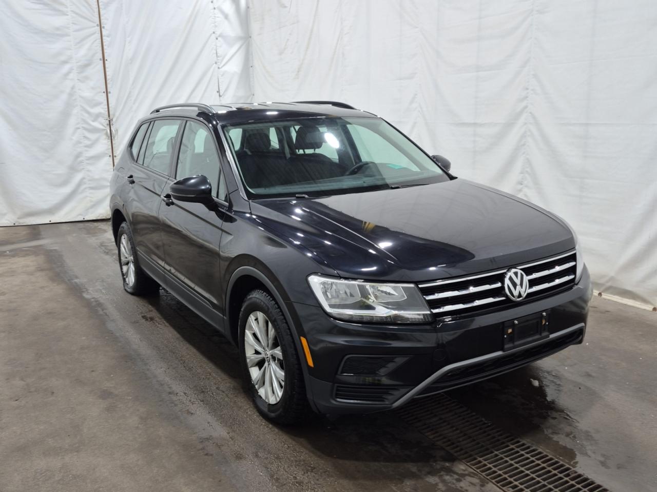 2020 Volkswagen Tiguan TRENDLINE AWD | NO ACCIDENTS | ALLOYS | HEATED SEATS Photo3