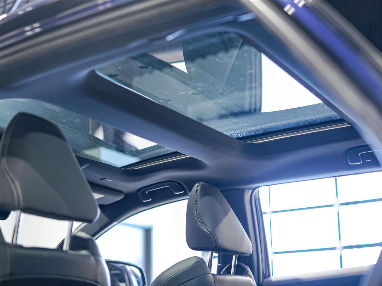 2023 Toyota bZ4X XLE AWD | NO ACCIDENTS | 13 TOYOTA SERVICE RECORDS Photo