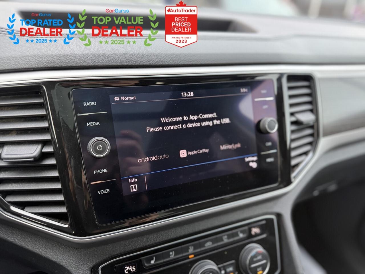 2019 Volkswagen Atlas SEL HIGHLINE | 7 SEATER | PANO | LOADED Photo