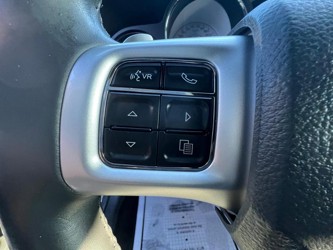 2014 Dodge Challenger SXT Plus Photo