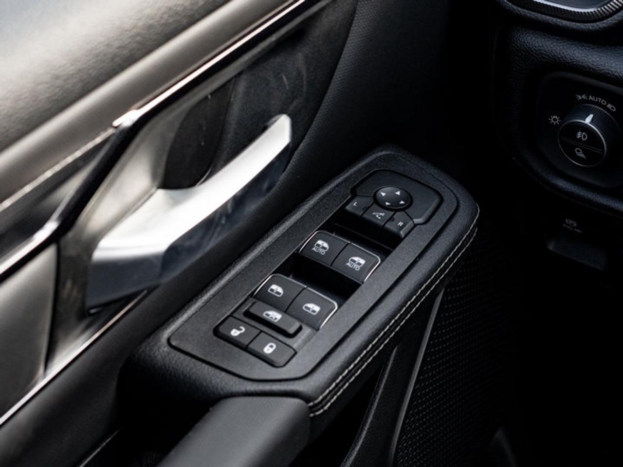 2026 RAM 1500 SPORT Photo
