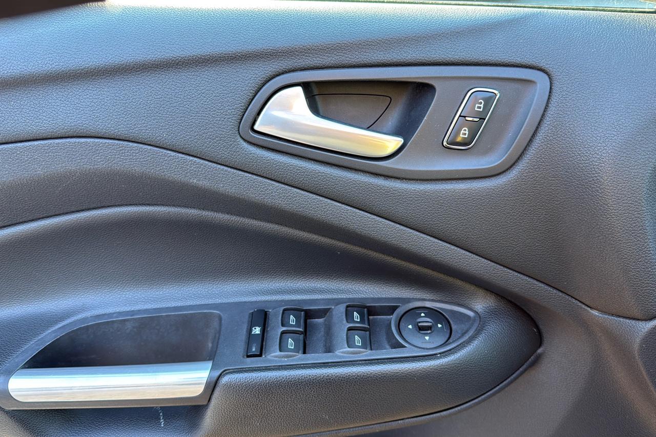 2013 Ford Escape SE Photo