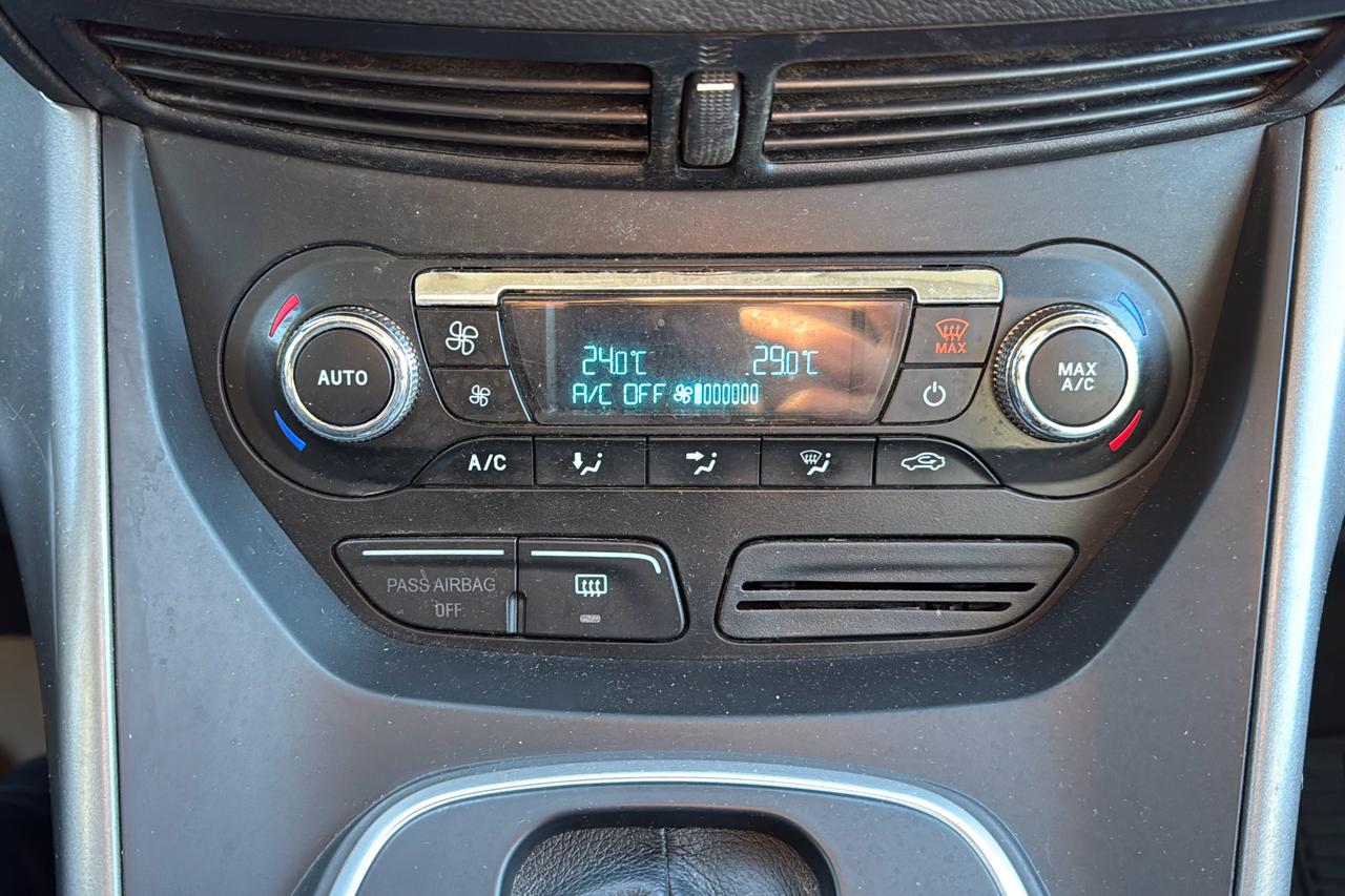 2013 Ford Escape SE Photo
